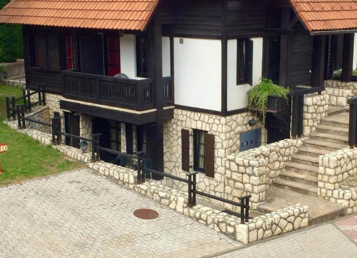 Kraljevi Konaci - Najam Kuca Na Zlatiboru Apartment ภายนอก รูปภาพ