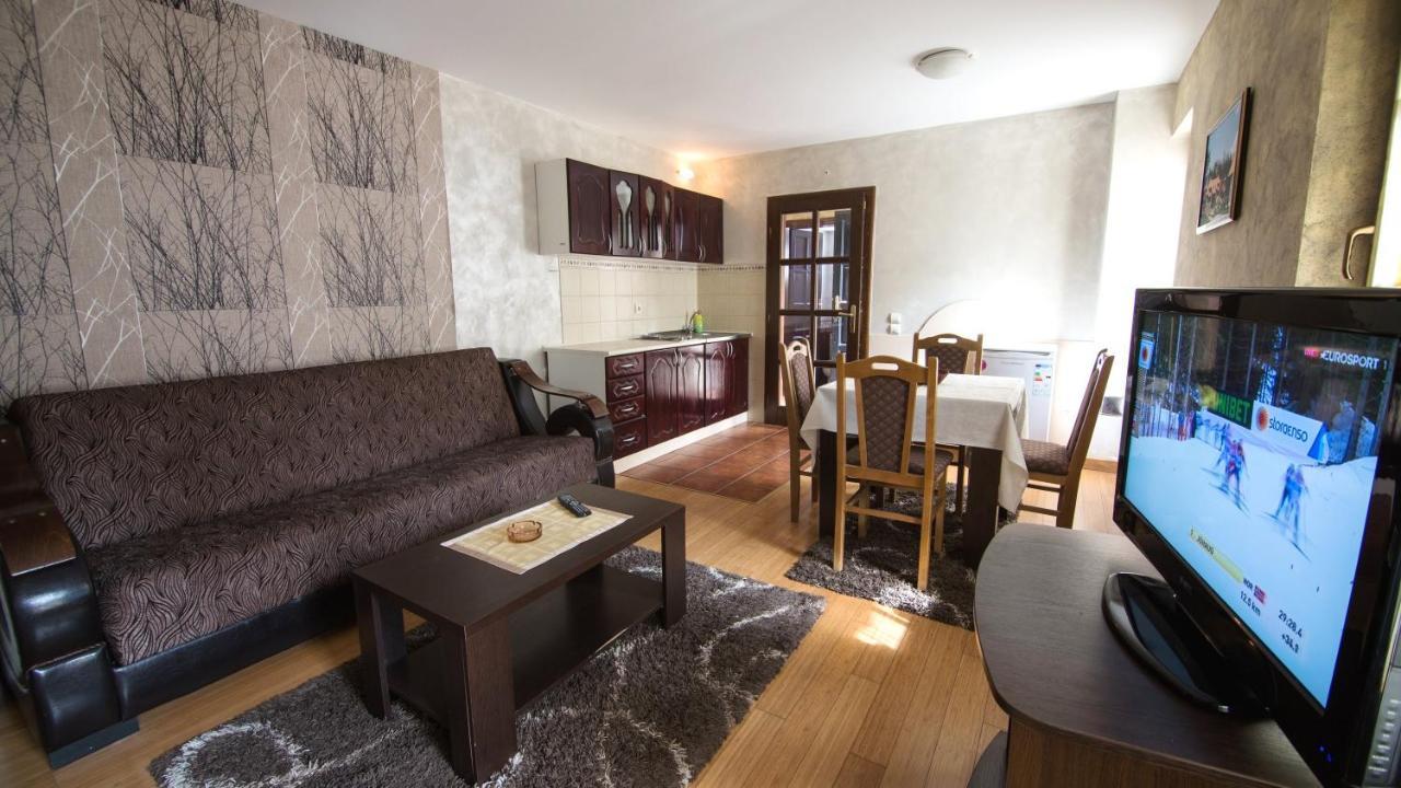 Kraljevi Konaci - Najam Kuca Na Zlatiboru Apartment ภายนอก รูปภาพ