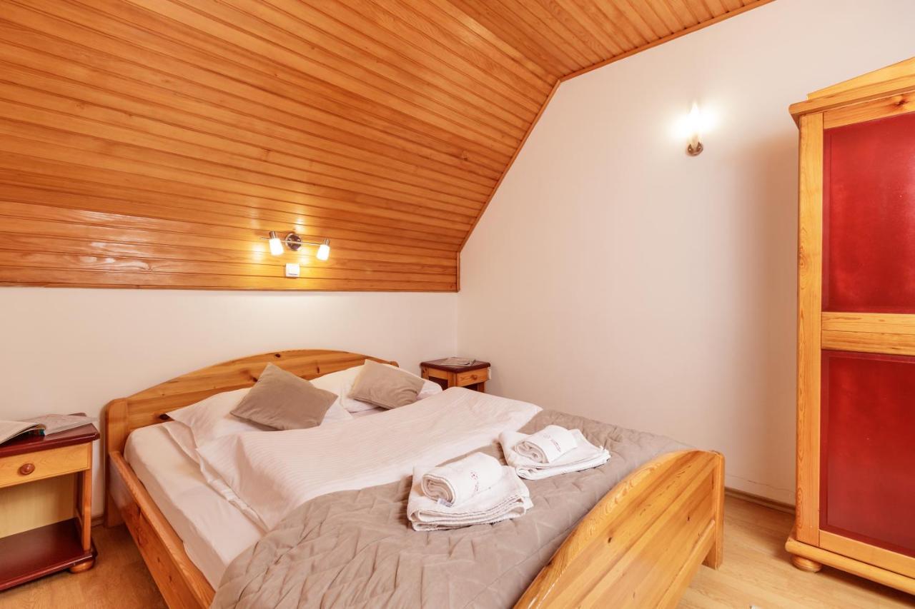 Kraljevi Konaci - Najam Kuca Na Zlatiboru Apartment ภายนอก รูปภาพ