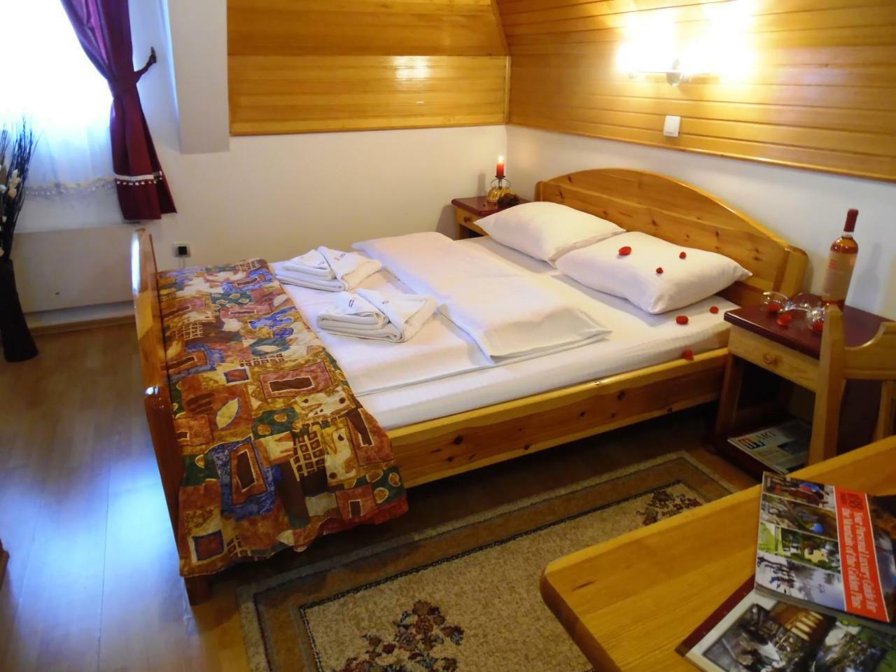 Kraljevi Konaci - Najam Kuca Na Zlatiboru Apartment ภายนอก รูปภาพ